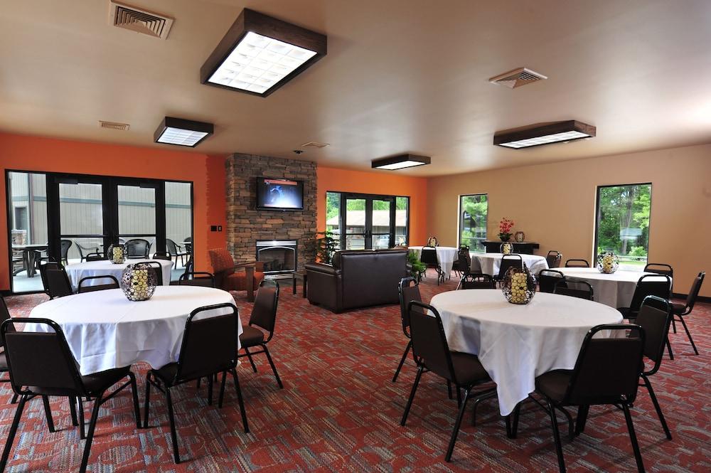Bakers Sunset Bay Resort Lake Delton Extérieur photo