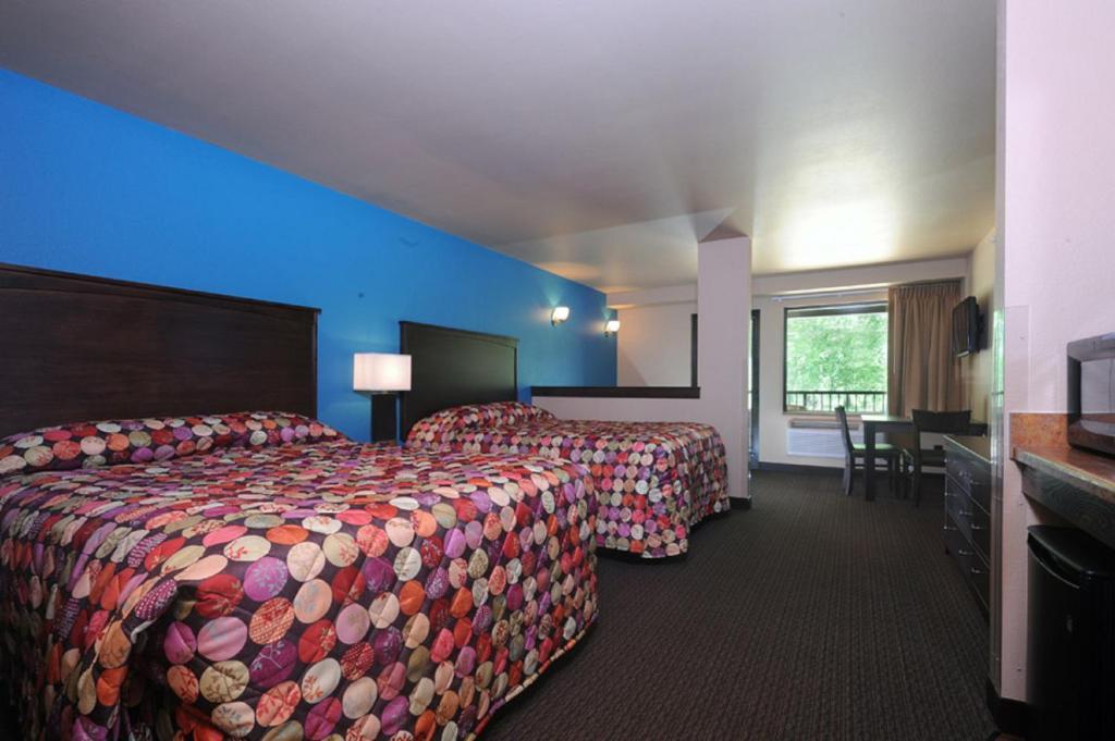 Bakers Sunset Bay Resort Lake Delton Chambre photo